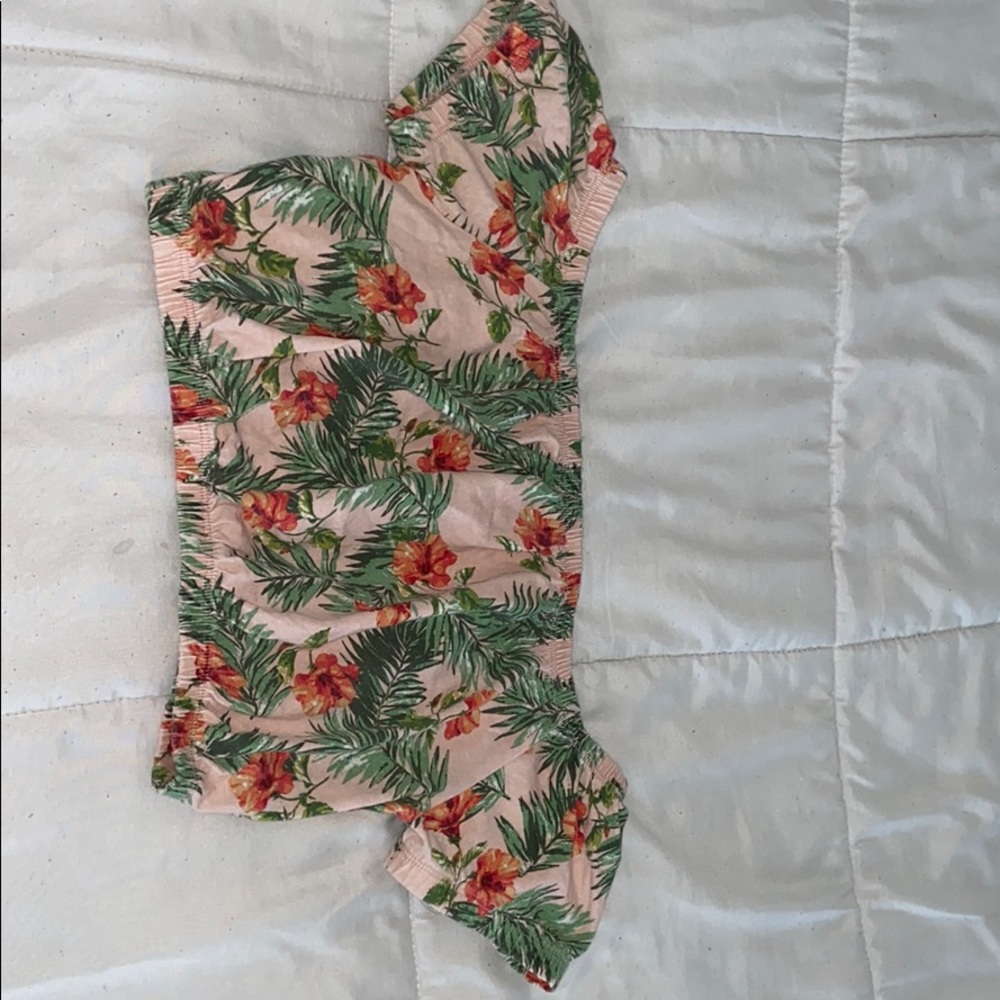 floral cropped off the shoulders top